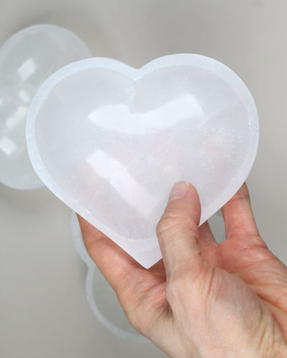 Selenite Heart bowl 10 cm