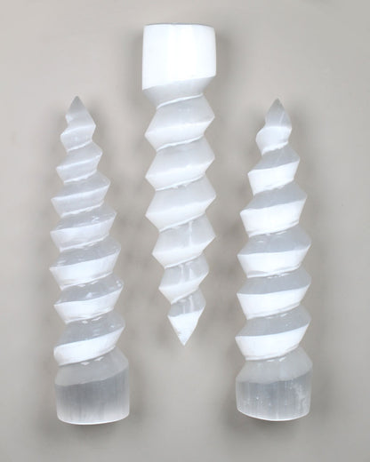 Selenite Spiral Tower 20 cm