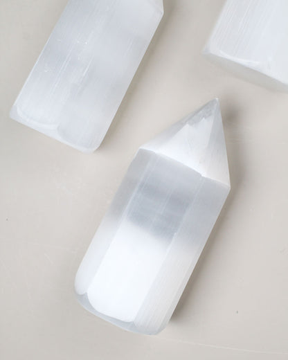 Selenite Point 10 cm