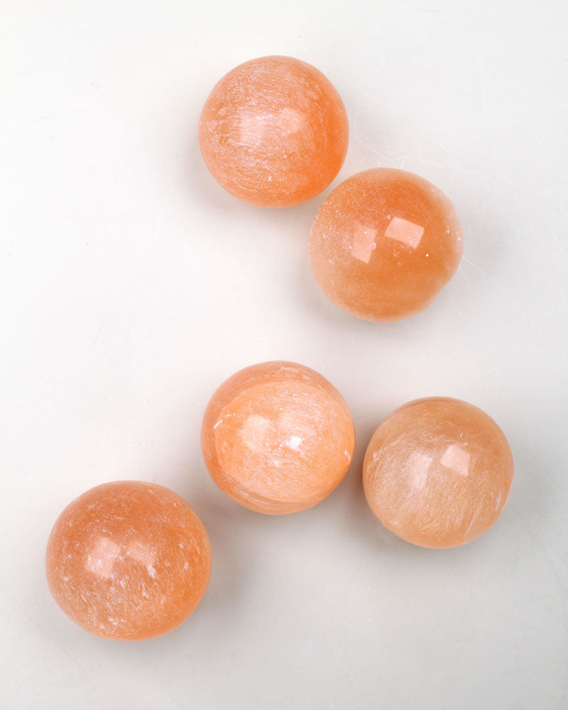 Selenite sphere orange 3-4 cm