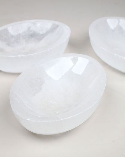 Selenite eye bowl 10 cm