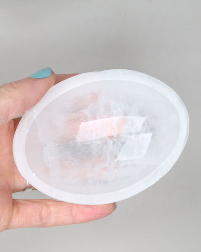 Selenite eye bowl 10 cm