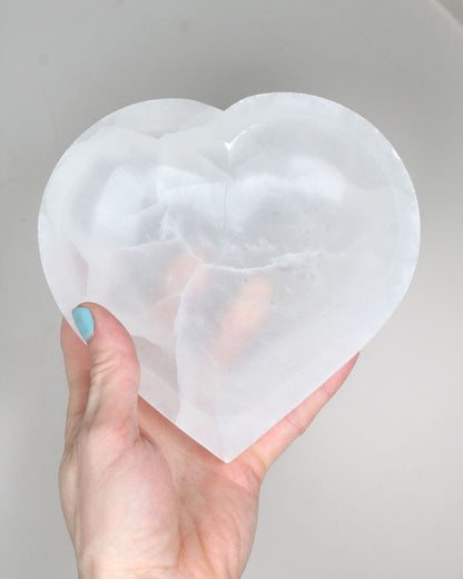 Selenite Heart bowl 15 cm