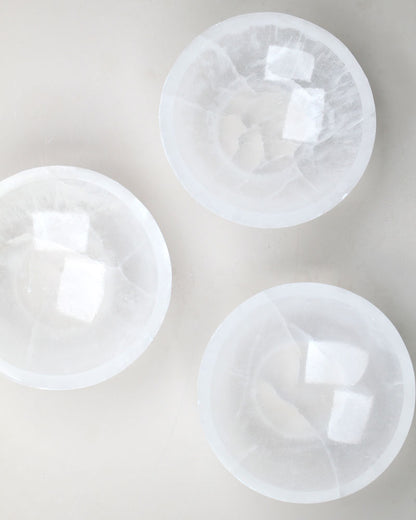 Selenite bowl with stand 10 cm