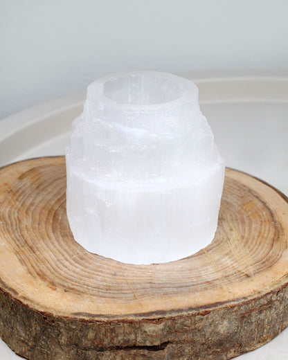 Selenite Mountaintop candle holder 8 cm white